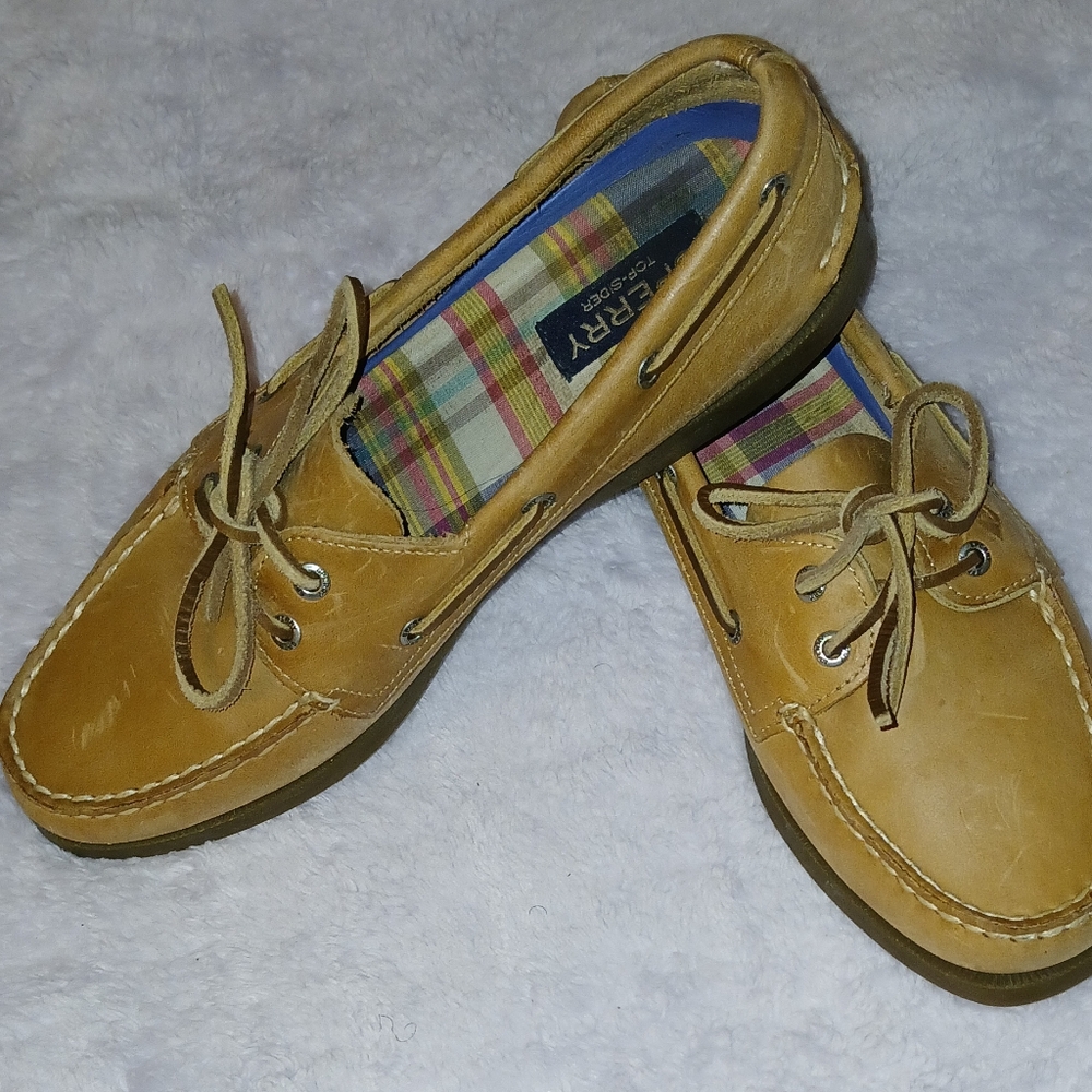Sperry Tan Leather Boat Shoes